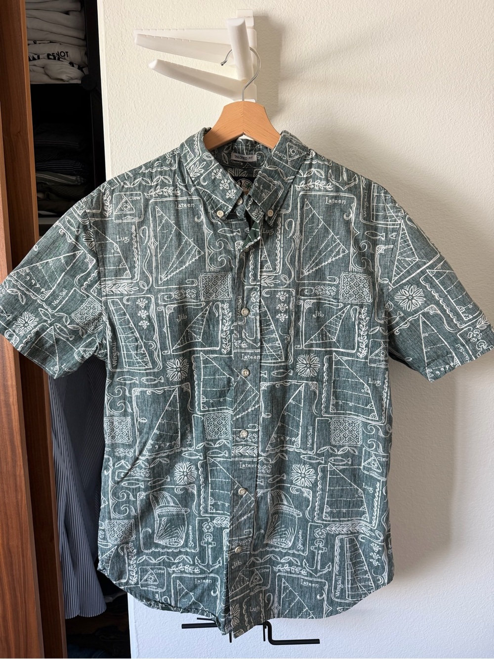 reyn spooner Slate Green & White Geometric Print Button-Down Shirt